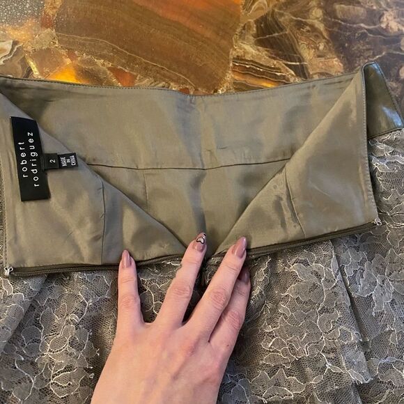 Robert Rodriquez lace/leather mini skirt, size 2 - Picture 3 of 7